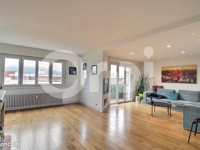 Penthouse 4 pièces 129 m²