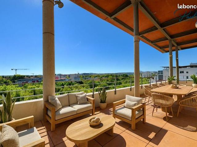 Penthouse 4 pièces 143 m²