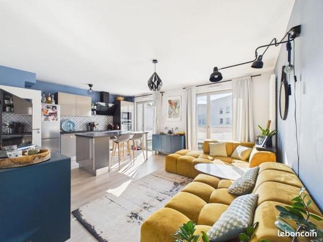 Penthouse 4 pièces 74 m²