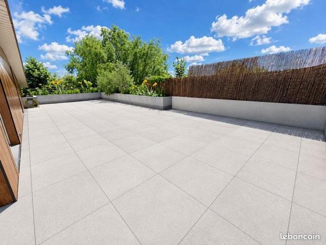Penthouse 4 pièces 82 m²