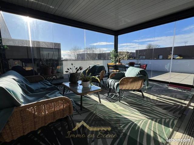 Penthouse 4 pièces 97 m²