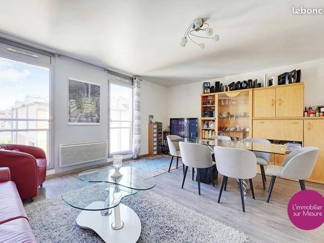 Penthouse 5 pièces 106 m²