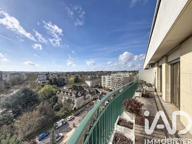 Penthouse 5 pièces 109 m²