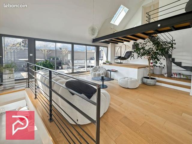 Penthouse 5 pièces 115 m²