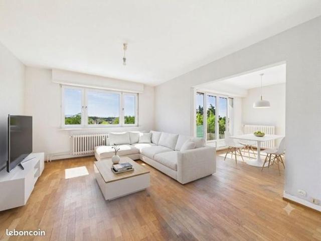 Penthouse 5 pièces 110 m²
