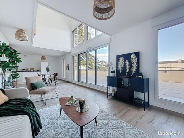 Penthouse 5 pièces 124 m²