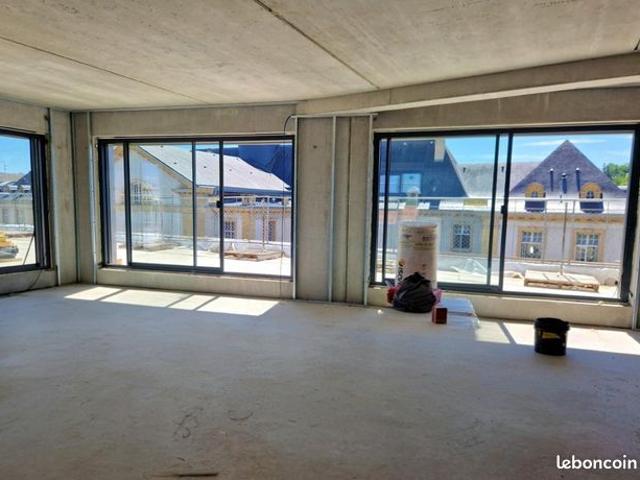 Penthouse 5 pièces 124 m²