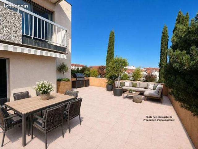 Penthouse 5 pièces 122 m²