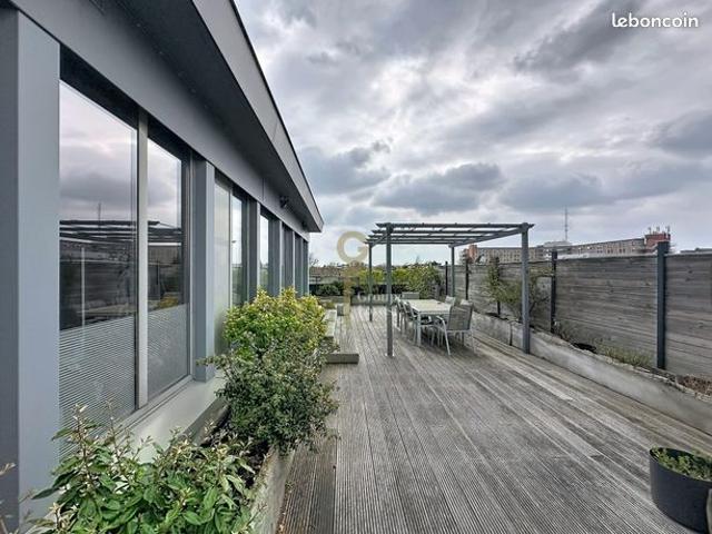 Penthouse 5 pièces 136 m²