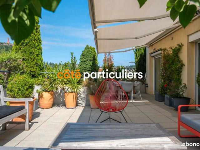 Penthouse 6 pièces 175 m²