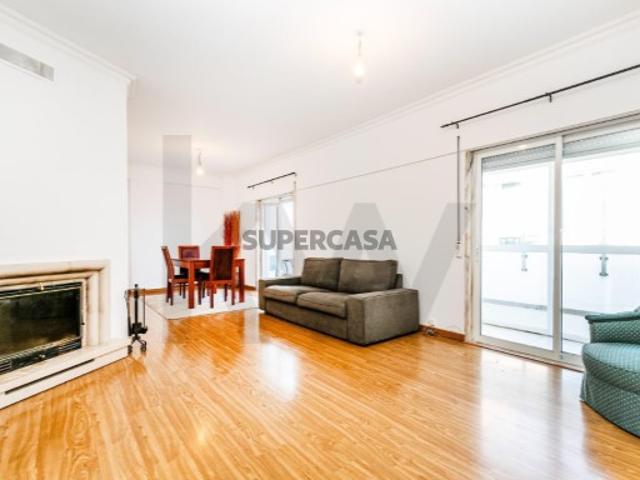 Penthouse com Terraço junto à Quinta das Conchas
