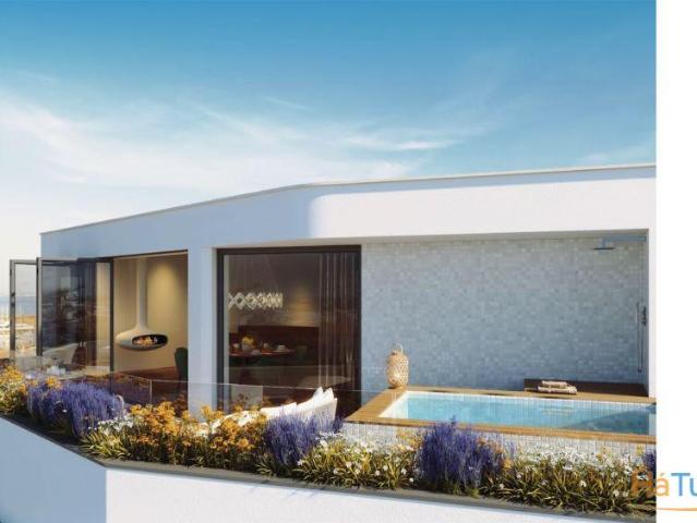 Penthouse com Vista Mar e arquitetura tradicional A Estrear | 26063917497