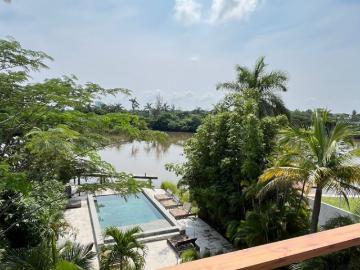 PENTHOUSE CON EMBARCADERO AL RIO