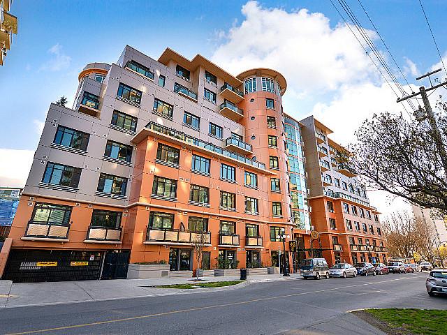 Penthouse Condo 913 1029 View St