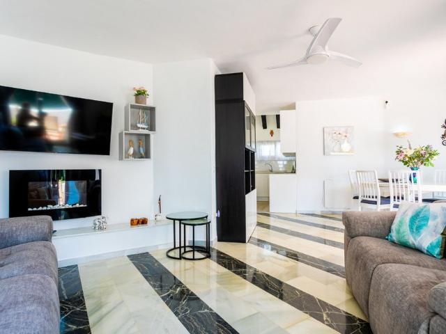 Penthouse · Calahonda