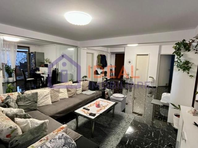 Penthouse cu 4 camere de lux Doamna Stanca | 105 mp utili