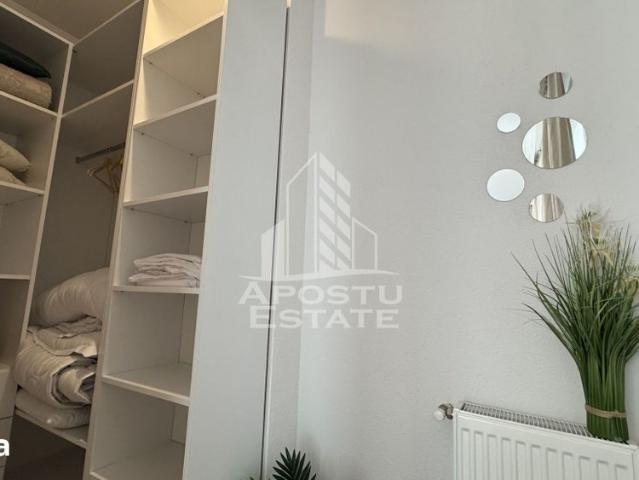 Penthouse cu terasa de 70 mp, zona Mehala