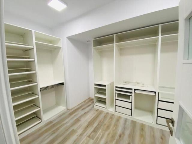 Penthouse cu terasa, lac Herastrau
