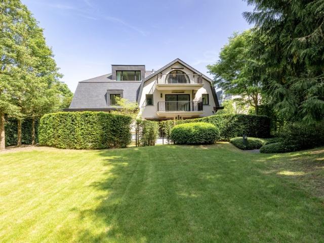 Penthouse à vendre avec 4 chambres à coucher