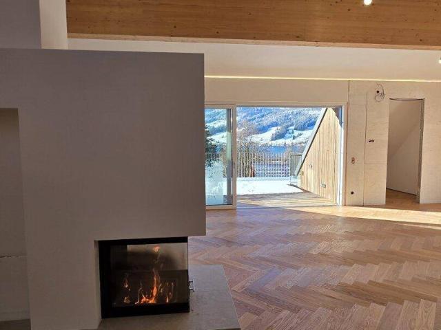 Penthouse am Irrsee mit Seeblick / BEZUGSFERTIG/ PROVISIONSFREI