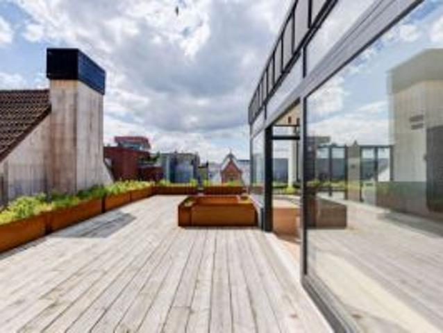 PENTHOUSE AAN HET WILLEMDOK EILANDJE