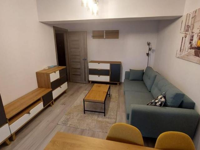 Penthouse apartament cu 2 camere+terasa+parcare+boxa in Tatarasi Doi Baieti,bloc