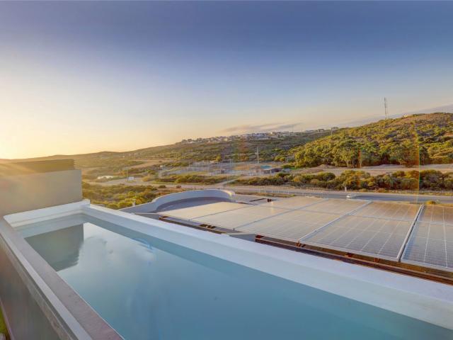 Penthouse apartment to rent in Island View, Hartenbos