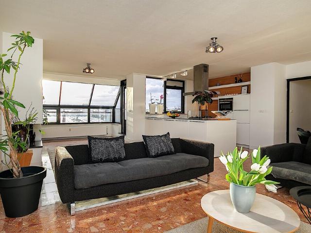 Penthouse appartement te huur in Den Haag