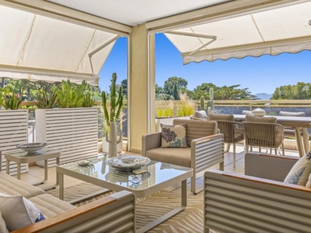PENTHOUSE AV VICTORIA 145 m2