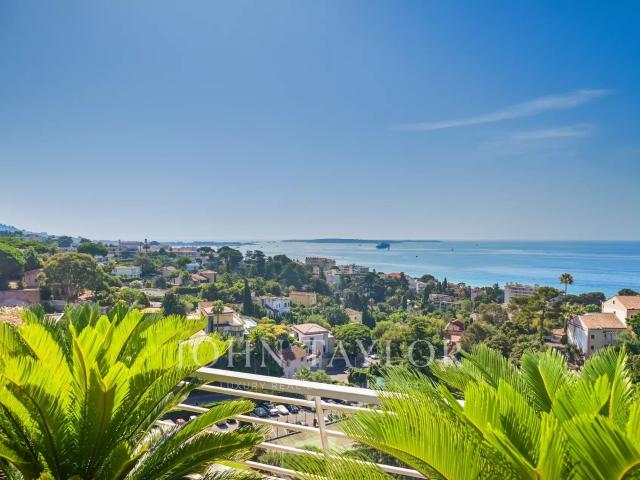 Penthouse avec vue mer et grande terrasse