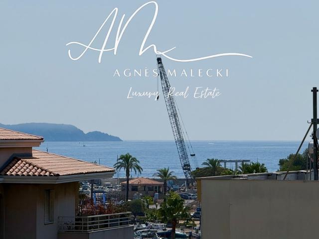 Penthouse Belle Vue Mer Avec Terrasse De 63M2 Et Terrasse No. 58m² Cavalaire sur Mer