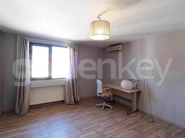 Penthouse generos cu 4 camere, 3 bai | terase 33mp | 227mpc