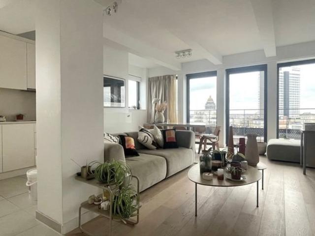 Penthouse d’Exception – 3 Chambres – Quartier Toison d’Or