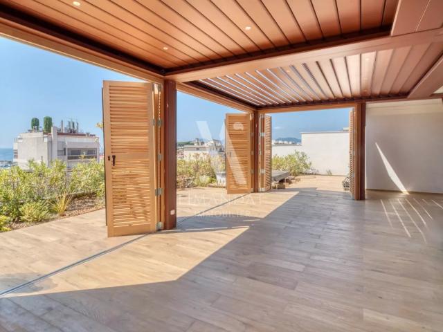 CANNES CENTRE PENTHOUSE AVEC VUE MER PANORAMIQUE 220 M² DE TERRASSES