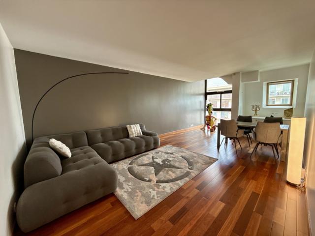 Penthouse d'exception en plein coeur de Charenton le Pont ave