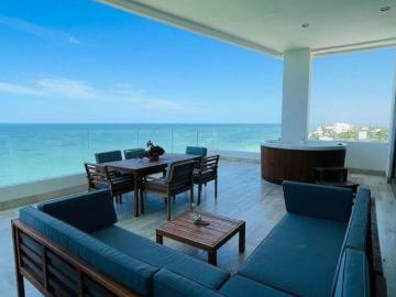 Penthouse de 5 recamaras frente al mar en Chicxulub Puerto Yucatan