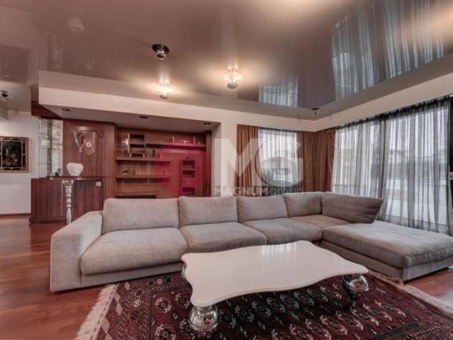 Penthouse de inchiriat apartament 4 camere Washington Residence