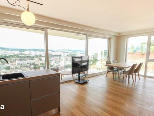 Penthouse de inchiriat cu jacuzzi, 90 mp si 80 mp terasa, zona Gruia