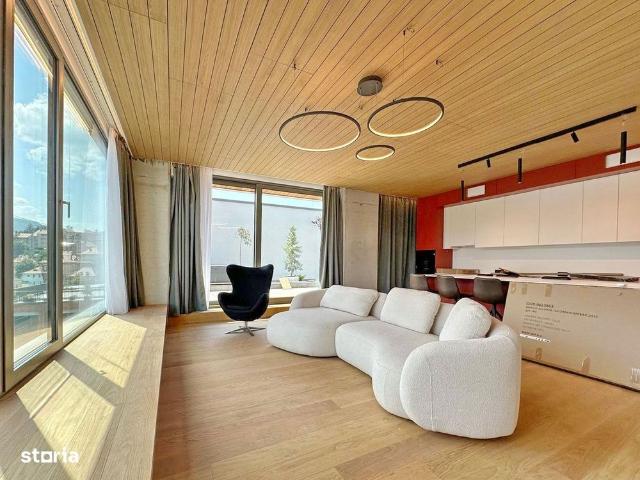 Penthouse de închiriat – Centru Brașov, vedere directă spre Tâmpa