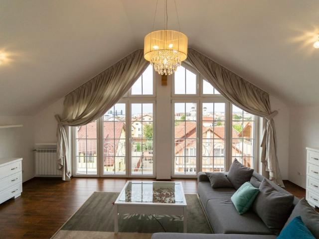 Penthouse de închiriat în Sibiu – Calea Dumbrăvii | 4 camere | 200 mp