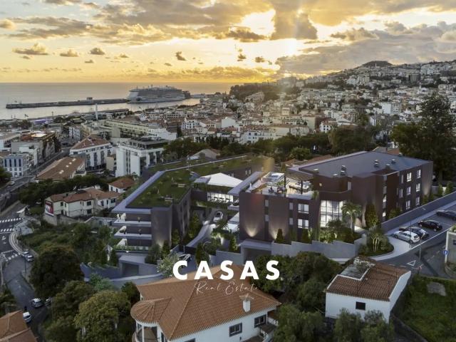 Penthouse De Luxo T3 C/ Piscina Privada No Funchal 180m² Sé Funchal