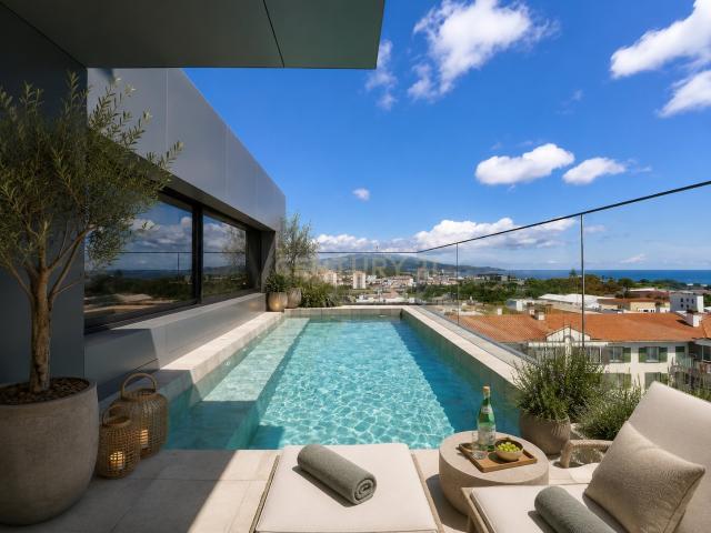 Penthouse de Luxo com Piscina Privativa e Vista Mar | Ponta Delgada, São Miguel, Açores