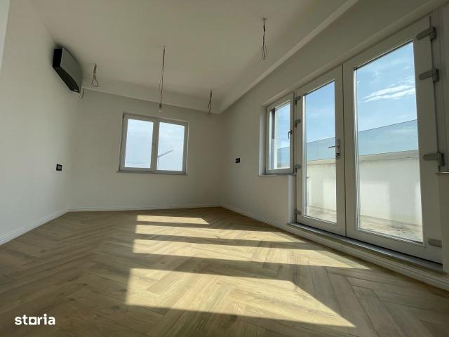 Penthouse duplex Mihai Bravu 10 camere Panoramic