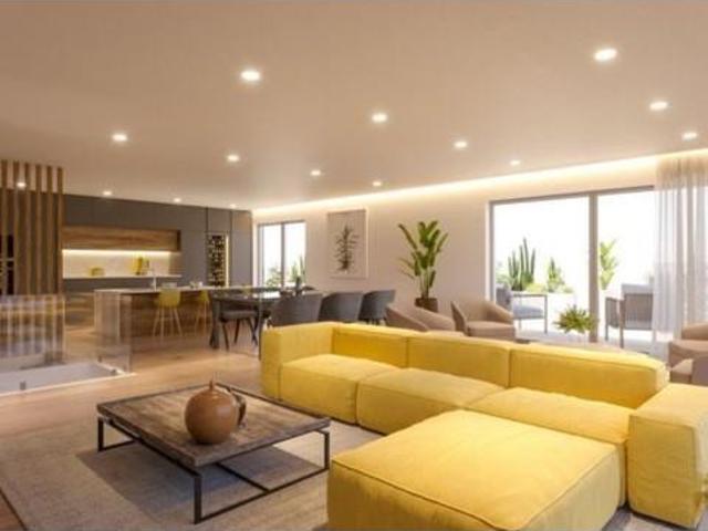 Penthouse Duplex com 4 suites | Terraço com 72m2 0m² Alcochete