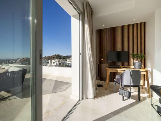 Penthouse Duplex in Nueva Andalucía
