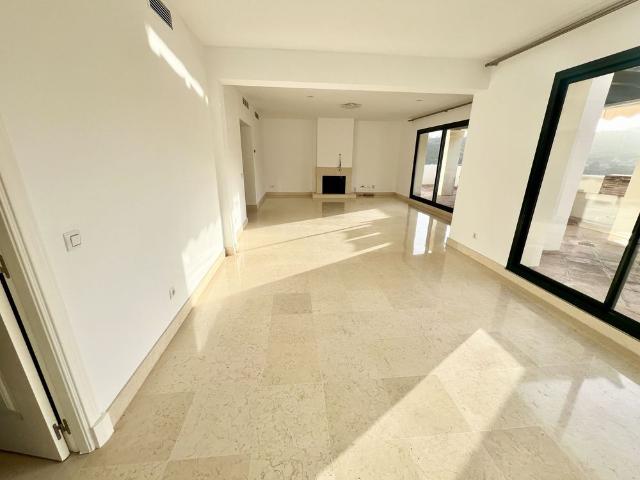 Penthouse Duplex in Benahavís