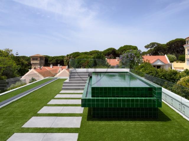Penthouse Duplex T5 com vista mar no Estoril