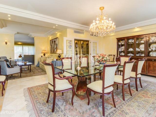 Penthouse Duplex T6 de Luxo nas Laranjeiras com terrao/jardim