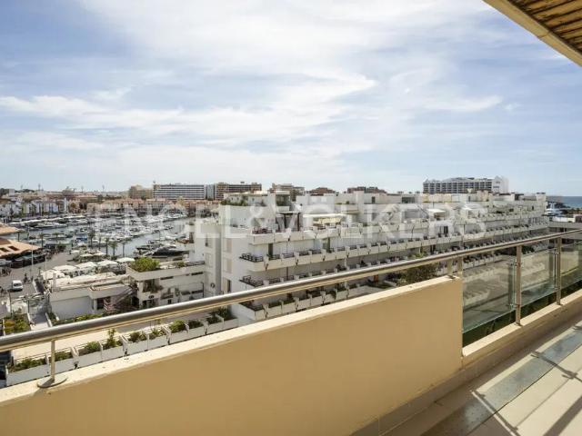 Penthouse em condomínio de luxo na Marina 369m² Vilamoura