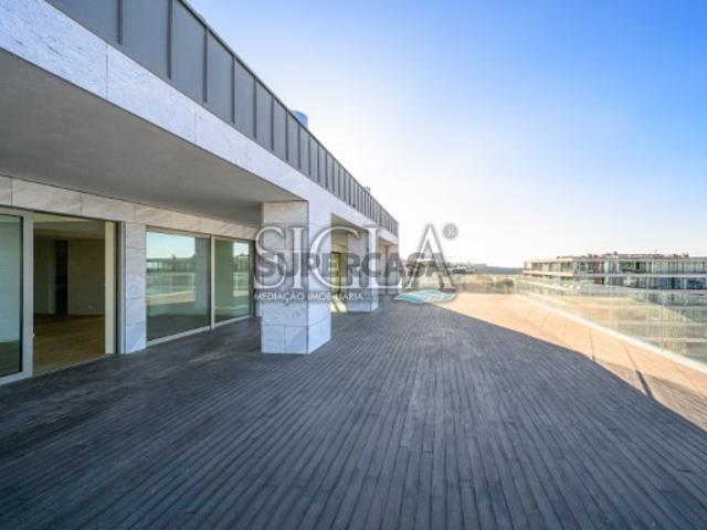 Penthouse em São Pedro da Afuarada